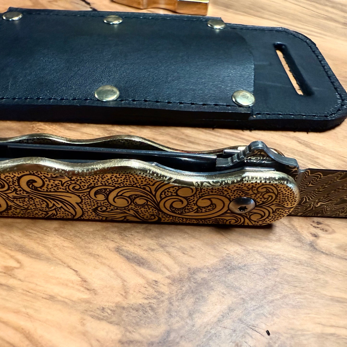 Doubloon F2 Folder - "Personal Steak Knife"