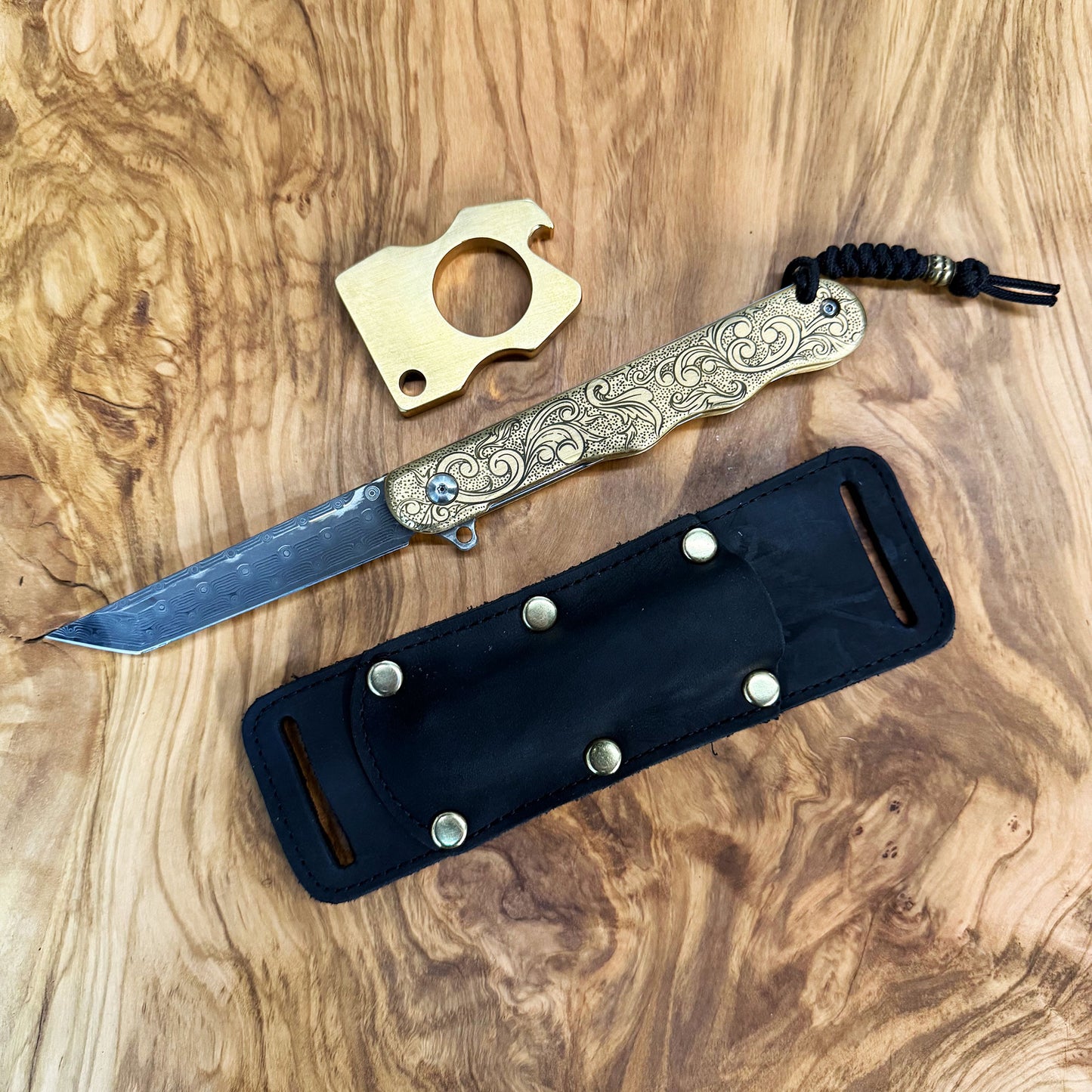 Doubloon F1 Folder - Solid Brass & Damascus