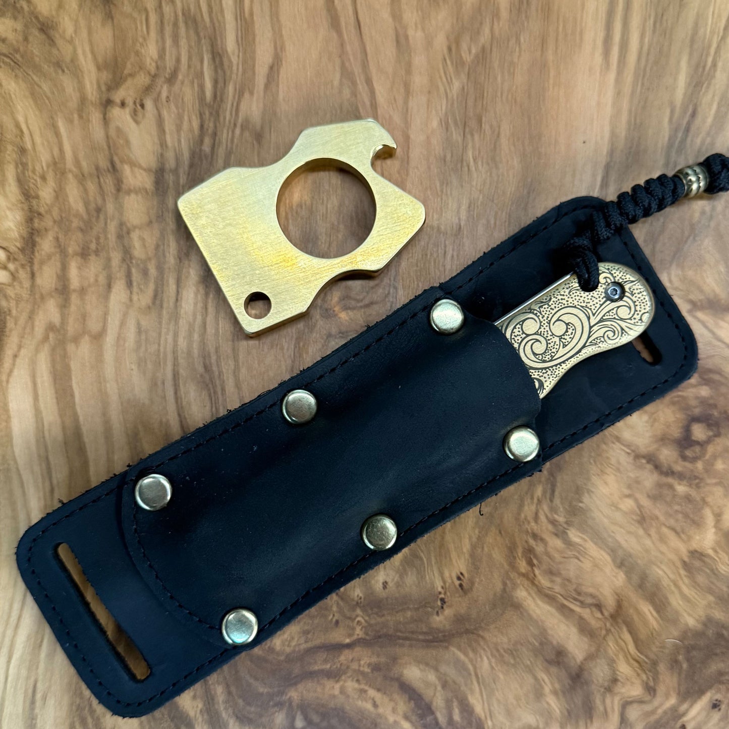 Doubloon F1 Folder - Solid Brass & Damascus
